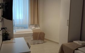 Ch-Hotel Luka Budget